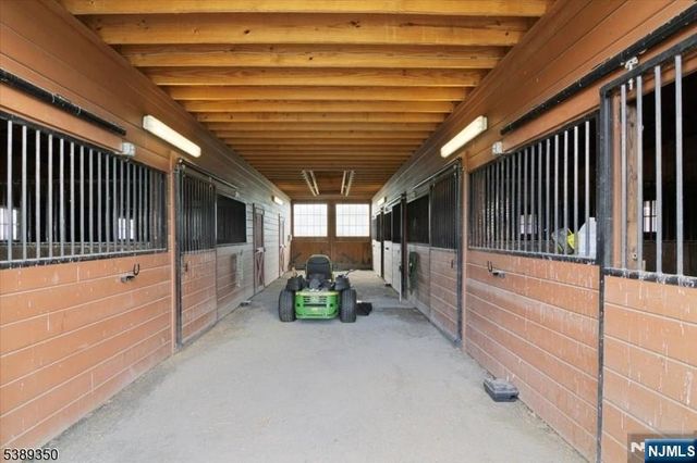 77 Union Brick Road, Blairstown, NJ 07825