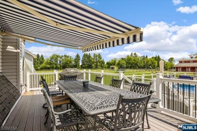 77 Union Brick Road, Blairstown, NJ 07825