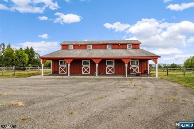 77 Union Brick Road, Blairstown, NJ 07825