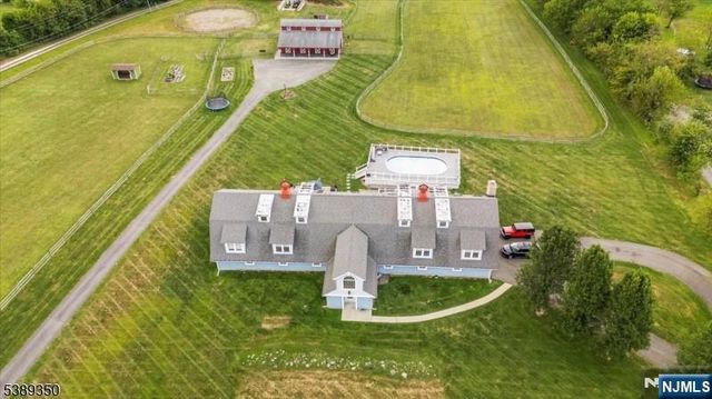 77 Union Brick Road, Blairstown, NJ 07825