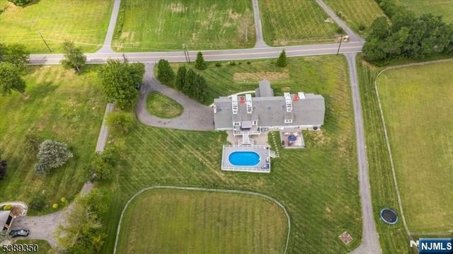 77 Union Brick Road, Blairstown, NJ 07825