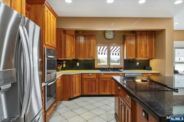 77 Union Brick Road, Blairstown, NJ 07825