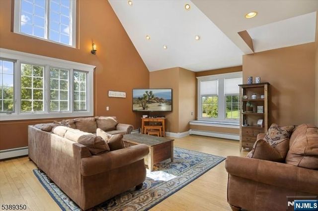 77 Union Brick Road, Blairstown, NJ 07825