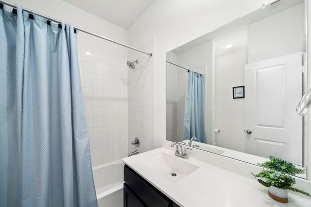 2404 Ocean Key Drive, Texas City, TX 77568