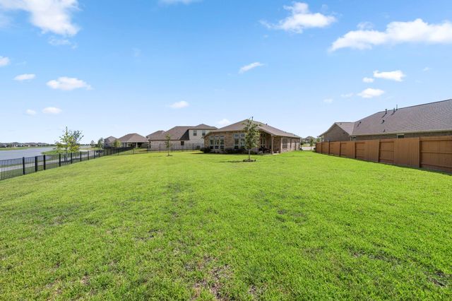 2404 Ocean Key Drive, Texas City, TX 77568