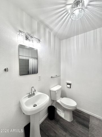 702 PAXTON Avenue, Miami, AZ 85539