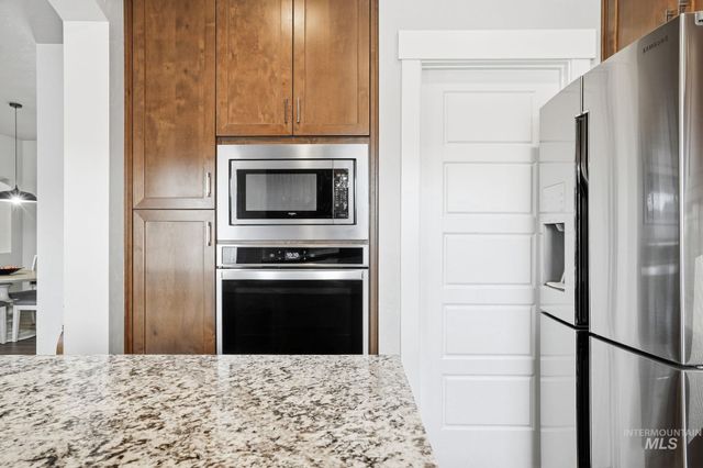 1229 W Elias, Meridian, ID 83642