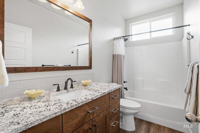 1229 W Elias, Meridian, ID 83642