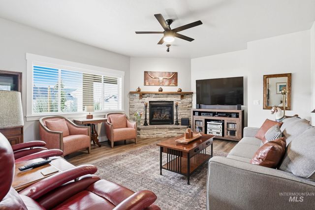 1229 W Elias, Meridian, ID 83642