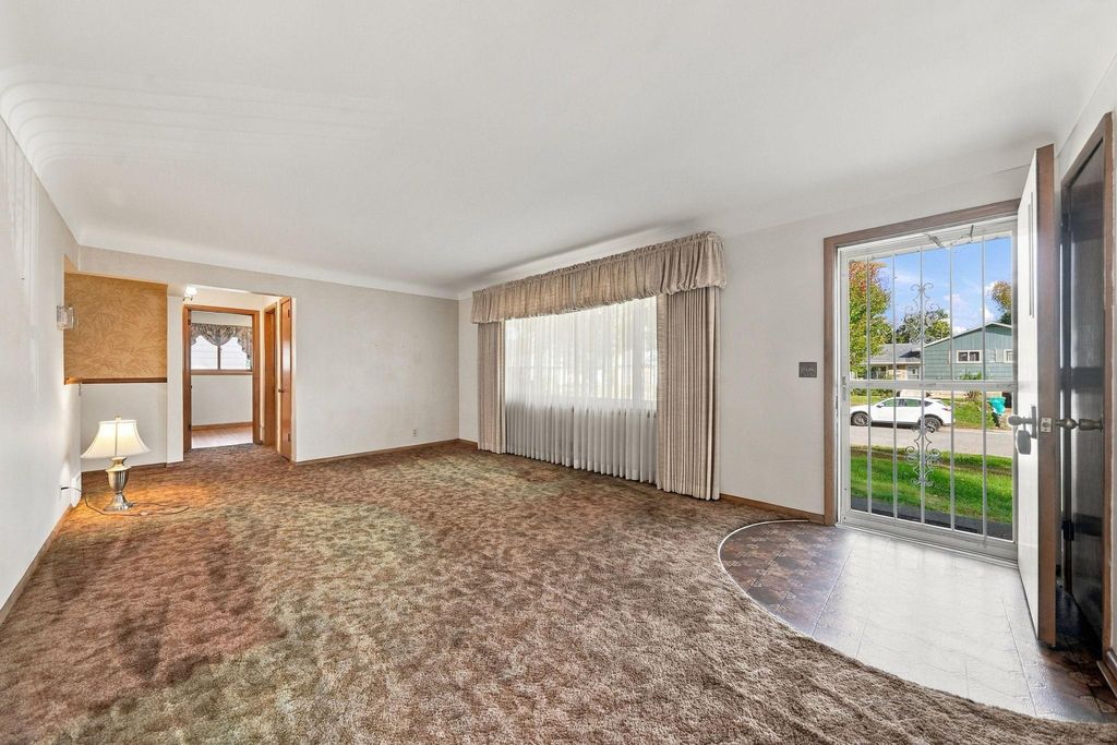 6131 Lee Avenue N, Brooklyn Center, MN 55429 — photo 4