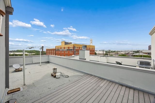 724 Grove Street, Fort Worth, TX 76102