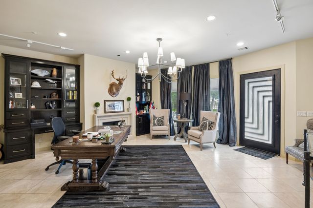 724 Grove Street, Fort Worth, TX 76102