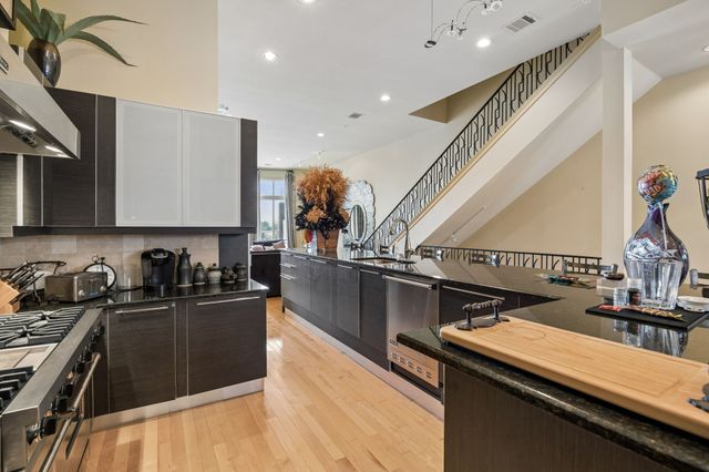 724 Grove Street, Fort Worth, TX 76102