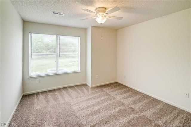 1563 N King St Apt 114, Hampton, VA 23669