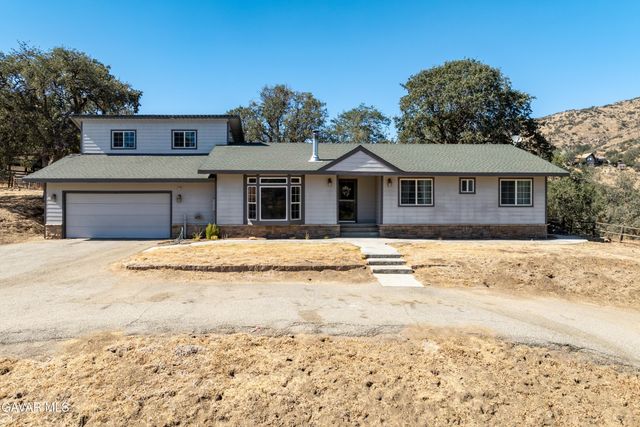 26001 Cumberland Road, Tehachapi, CA 93561