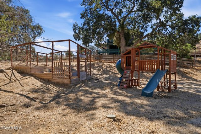 26001 Cumberland Road, Tehachapi, CA 93561