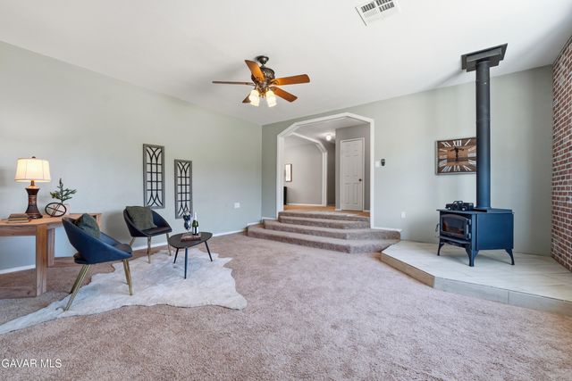26001 Cumberland Road, Tehachapi, CA 93561