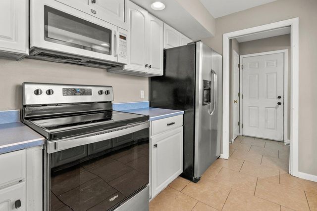 5829 Blue Sage Road, Waterloo, IA 50701