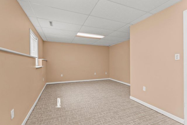 5829 Blue Sage Road, Waterloo, IA 50701