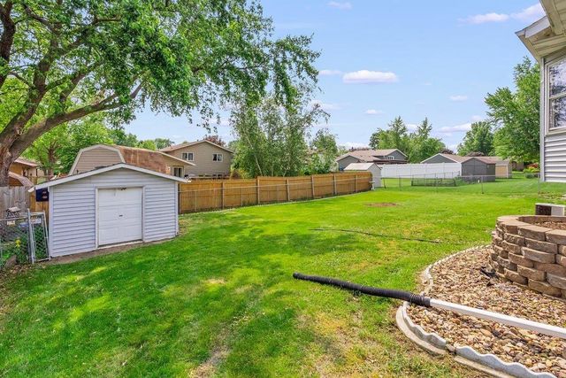 5829 Blue Sage Road, Waterloo, IA 50701