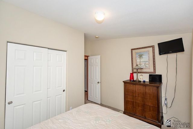 10156 S Monsoon Ave, Yuma, AZ 85365