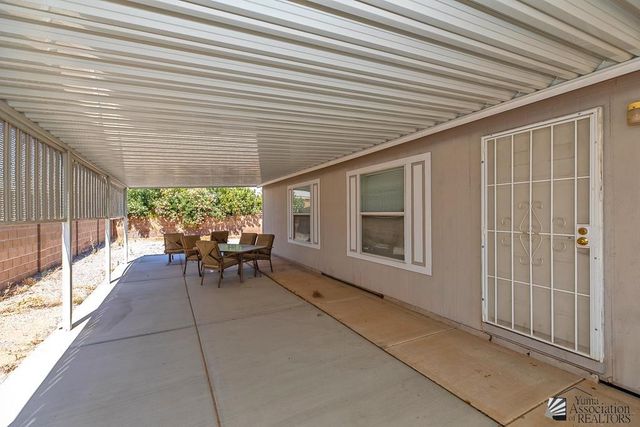 10156 S Monsoon Ave, Yuma, AZ 85365
