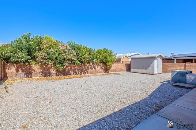 10156 S Monsoon Ave, Yuma, AZ 85365
