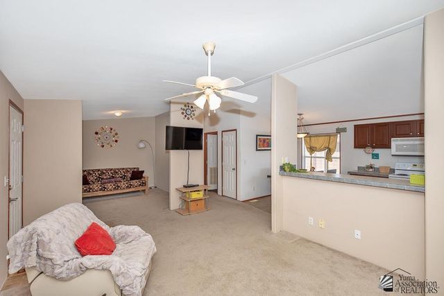 10156 S Monsoon Ave, Yuma, AZ 85365