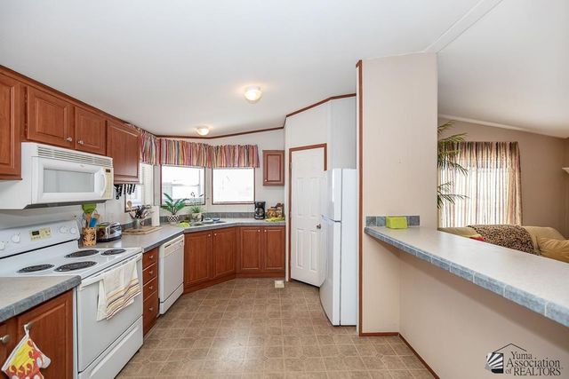 10156 S Monsoon Ave, Yuma, AZ 85365