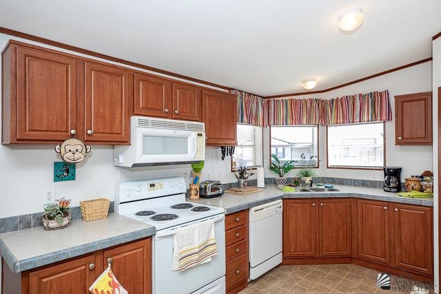 10156 S Monsoon Ave, Yuma, AZ 85365