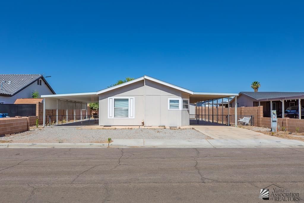 10156 S Monsoon Ave, Yuma, AZ 85365