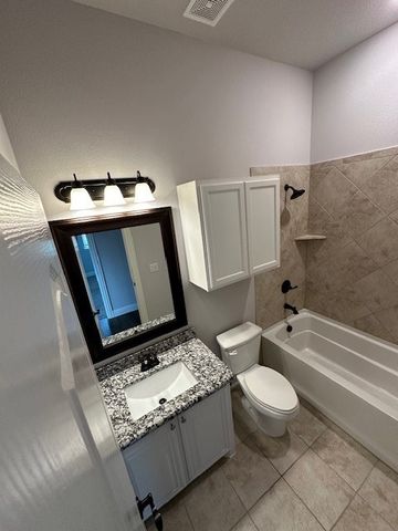 742 Copperleaf Drive, Midlothian, TX 76065