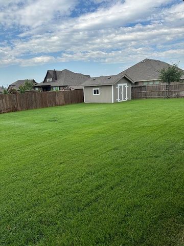 742 Copperleaf Drive, Midlothian, TX 76065