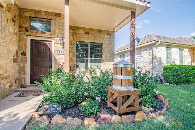 209 Geode Lane, Jarrell, TX 76537
