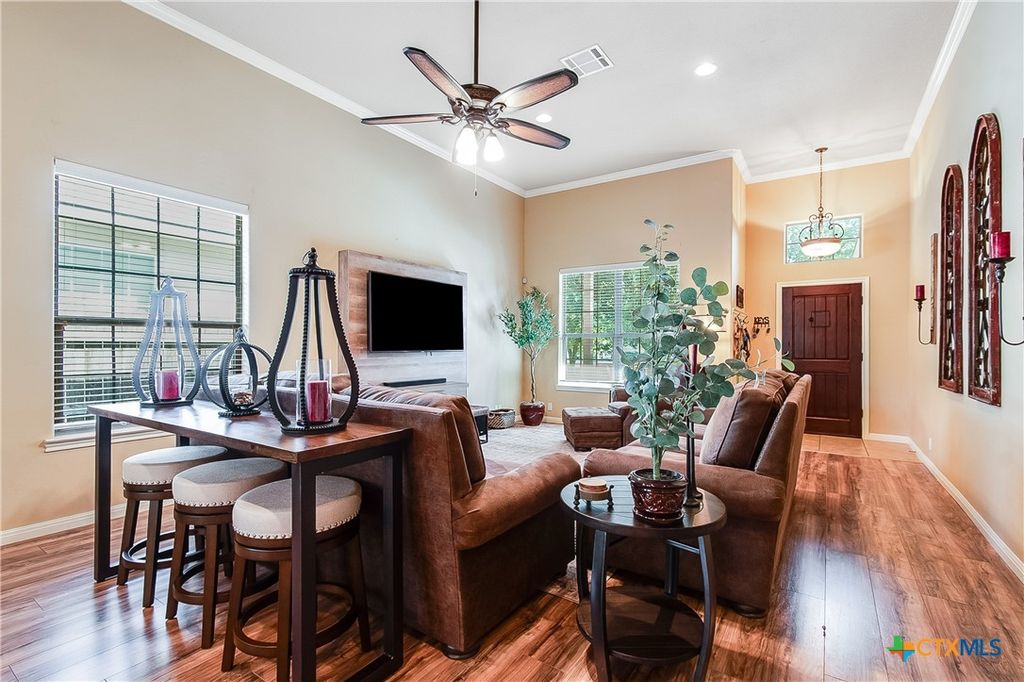 209 Geode Lane, Jarrell, TX 76537