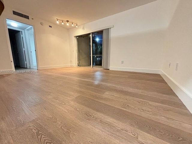 460 S Park Rd 6-110, Hollywood, FL 33021