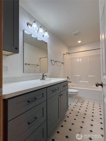 258 Parkside Loop, Napavine, WA 98532