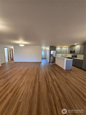 258 Parkside Loop, Napavine, WA 98532