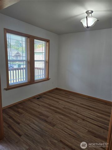 258 Parkside Loop, Napavine, WA 98532