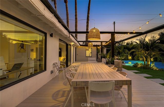 8161 Encino Avenue, Northridge, CA 91325