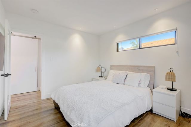 8161 Encino Avenue, Northridge, CA 91325