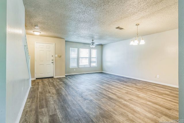 7427 Legend Point, San Antonio, TX 78244