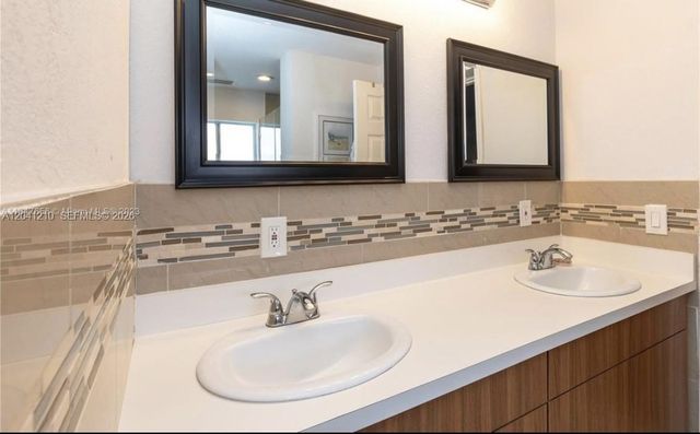 16100 NE 9th Court, North Miami Beach, FL 33162