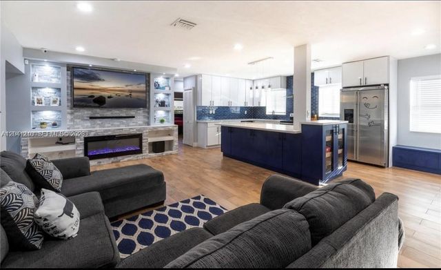 16100 NE 9th Court, North Miami Beach, FL 33162