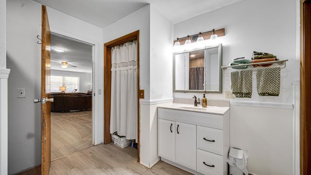 147 E 50 S, Valparaiso, IN 46383