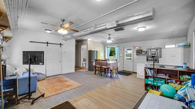 147 E 50 S, Valparaiso, IN 46383