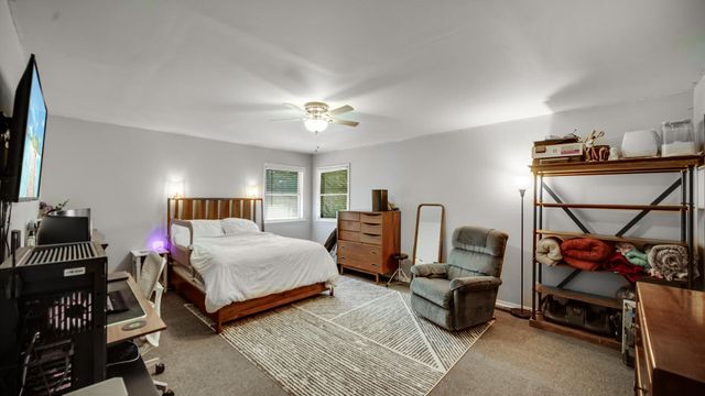 147 E 50 S, Valparaiso, IN 46383