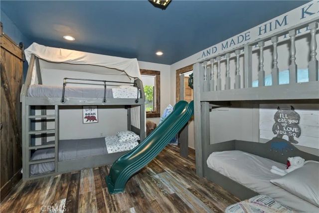 533 sunderland, Lake Arrowhead, CA 92352