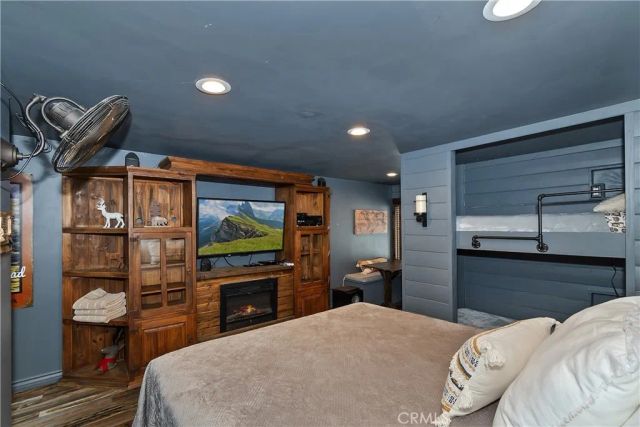 533 sunderland, Lake Arrowhead, CA 92352