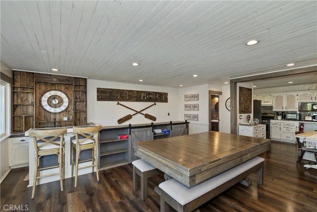 533 sunderland, Lake Arrowhead, CA 92352